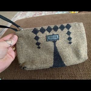 Pendleton zipper wallet